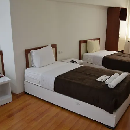 Hotel Yildirim 2*