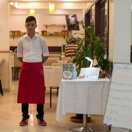 Yildirim Hotel