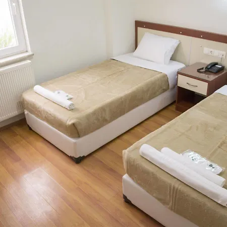 Hotel Yildirim 2*